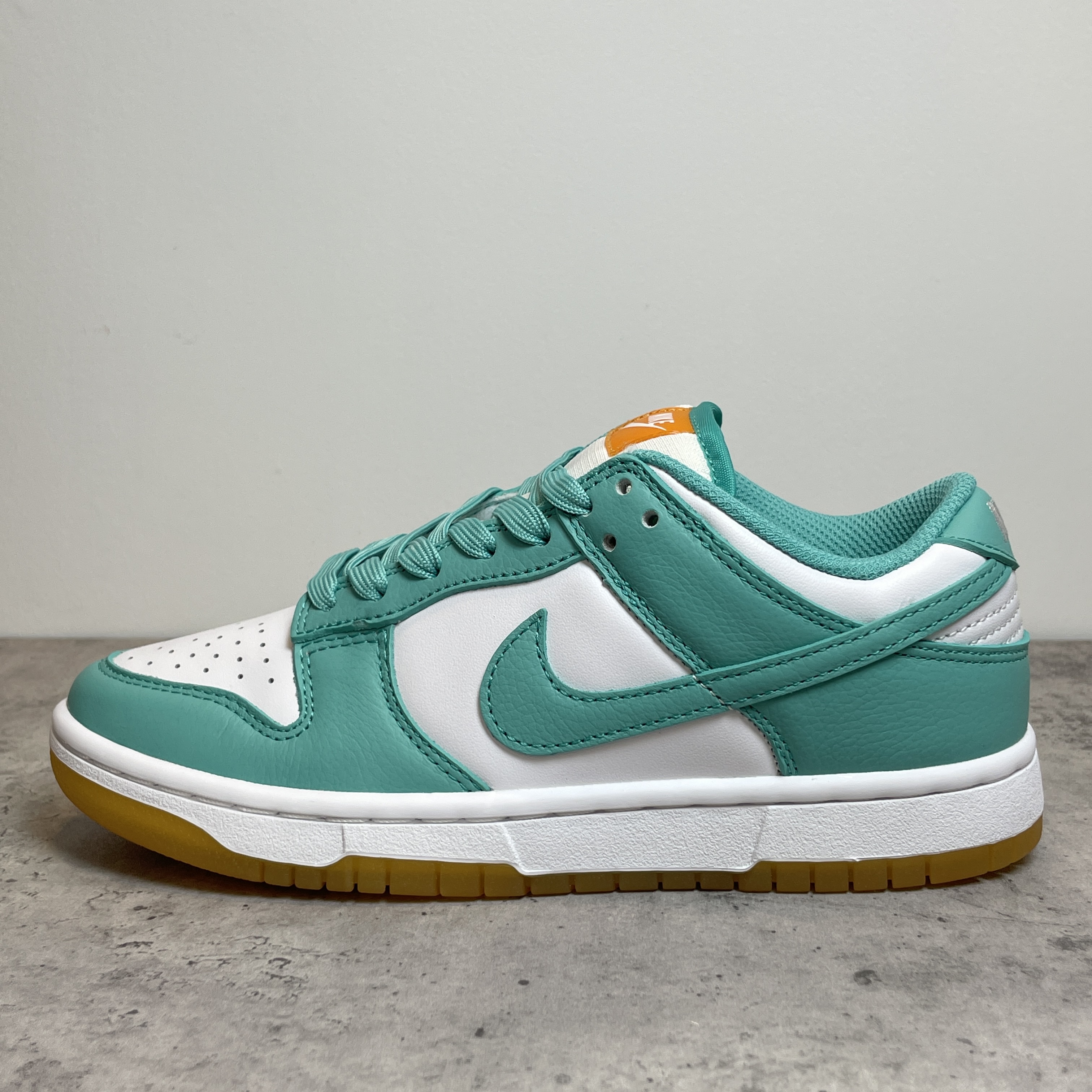 کتونی زنانه نایک SB Dunk Low Pure Platinum Blue
